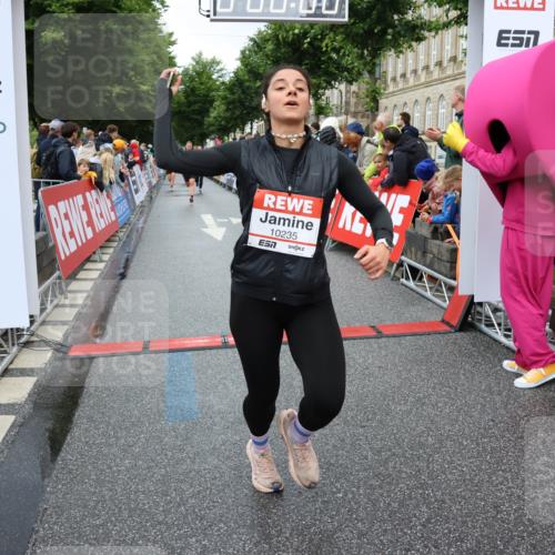 14.06.2026 - REWE Women's Run Strokosch-Dieckow http://msf.ph/oto/9770956 14.06.2026 09:54:26 Ziel 10012, 10063, 10235, 10899, 11395 meine-sportfotos.de