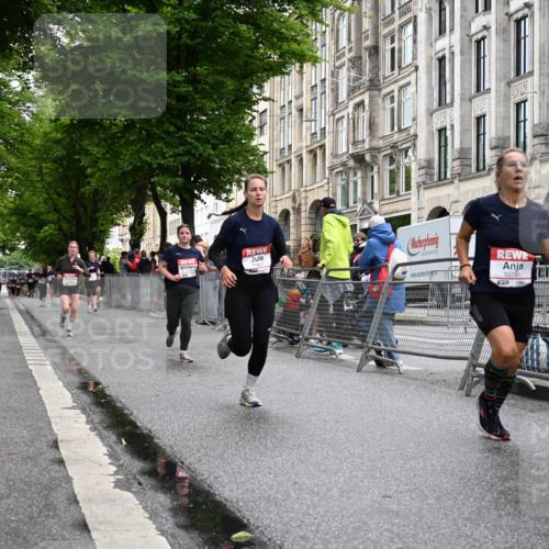 14.06.2026 - REWE Women's Run J. Mangold http://msf.ph/oto/9770961 14.06.2026 09:57:32 Ziel 10193, 10291, 10608, 11417 meine-sportfotos.de
