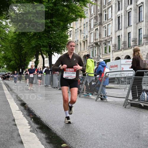 14.06.2026 - REWE Women's Run J. Mangold http://msf.ph/oto/9770985 14.06.2026 09:57:35 Ziel 10193, 10291, 10608, 10912, 11417 meine-sportfotos.de
