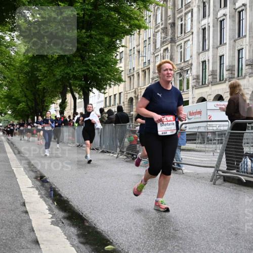 14.06.2026 - REWE Women's Run J. Mangold http://msf.ph/oto/9771007 14.06.2026 09:57:40 Ziel 10069, 10638, 10640, 10912 meine-sportfotos.de