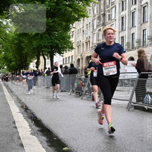 14.06.2026 - REWE Women's Run J. Mangold http://msf.ph/oto/9771008 14.06.2026 09:57:40 Ziel 10069, 10638, 10640, 10912 meine-sportfotos.de
