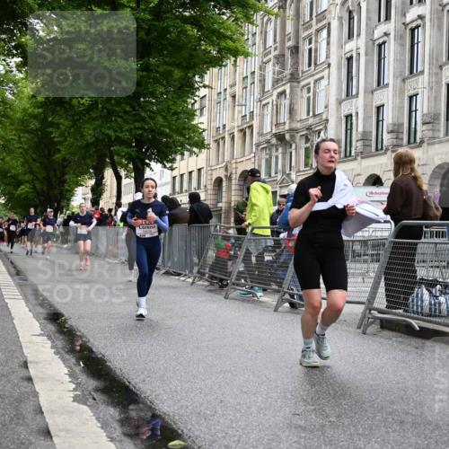 14.06.2026 - REWE Women's Run J. Mangold http://msf.ph/oto/9771014 14.06.2026 09:57:43 Ziel 10069, 10605, 10638, 10640, 10912, 11370 meine-sportfotos.de