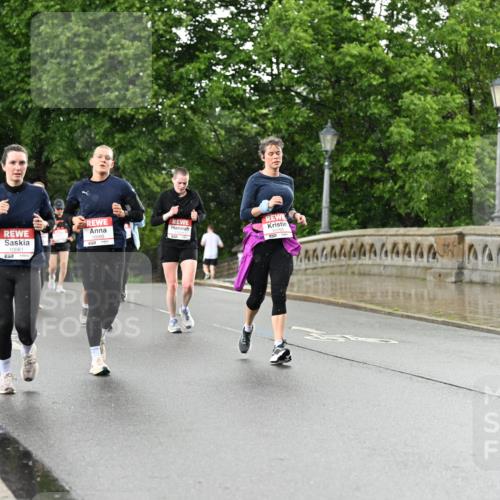 14.06.2026 - REWE Women's Run Dr. Thomas Lammeyer http://msf.ph/oto/9771017 14.06.2026 09:48:48 Laufen 10061, 10060 meine-sportfotos.de