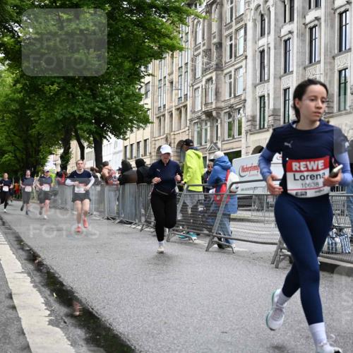 14.06.2026 - REWE Women's Run J. Mangold http://msf.ph/oto/9771036 14.06.2026 09:57:45 Ziel 10069, 10605, 10638, 10640, 10912, 10930, 11370, 11479 meine-sportfotos.de