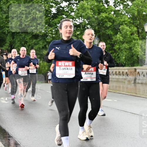 14.06.2026 - REWE Women's Run Dr. Thomas Lammeyer http://msf.ph/oto/9771049 14.06.2026 09:48:50 Laufen 10939, 10061, 10060, 7, 11031 meine-sportfotos.de