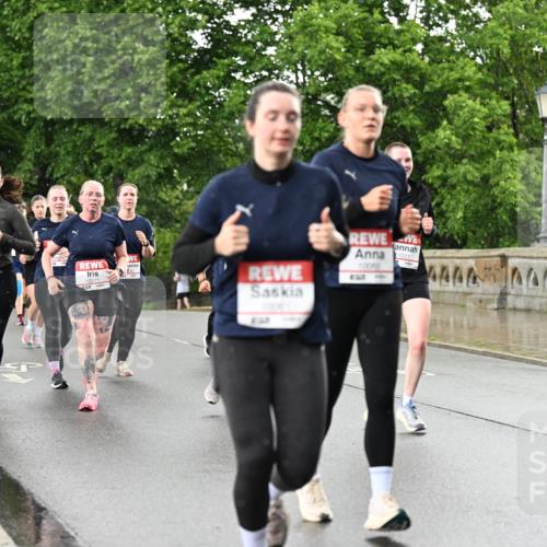 14.06.2026 - REWE Women's Run Dr. Thomas Lammeyer http://msf.ph/oto/9771053 14.06.2026 09:48:50 Laufen 10939, 10271, 10060, 1031, 4444, 0004 meine-sportfotos.de