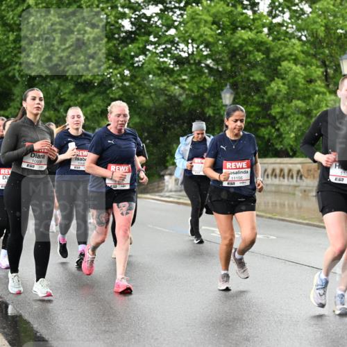 14.06.2026 - REWE Women's Run Dr. Thomas Lammeyer http://msf.ph/oto/9771066 14.06.2026 09:48:51 Laufen 1069, 10939, 51, 11156, 7, 4444, 11031, 7 meine-sportfotos.de