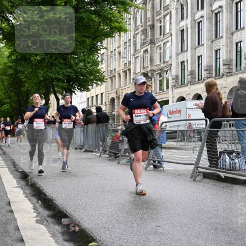 14.06.2026 - REWE Women's Run J. Mangold http://msf.ph/oto/9771069 14.06.2026 09:57:50 Ziel 10338, 10423, 10605, 10930, 11160, 11370, 11479 meine-sportfotos.de