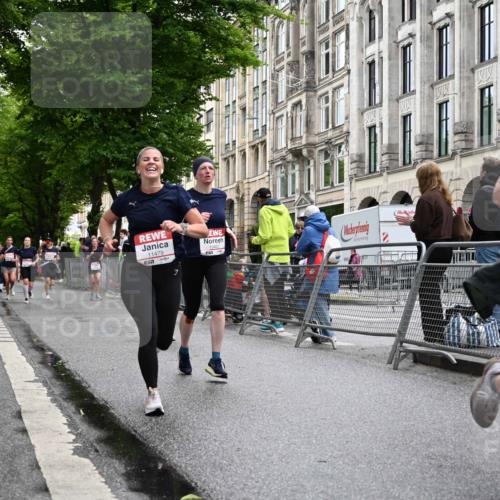 14.06.2026 - REWE Women's Run J. Mangold http://msf.ph/oto/9771078 14.06.2026 09:57:51 Ziel 10338, 10423, 10605, 10930, 11160, 11240, 11370, 11479 meine-sportfotos.de