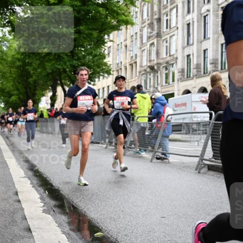 14.06.2026 - REWE Women's Run J. Mangold http://msf.ph/oto/9771100 14.06.2026 09:57:58 Ziel 10338, 10552, 10706, 11095, 11240, 11248, 11528 meine-sportfotos.de