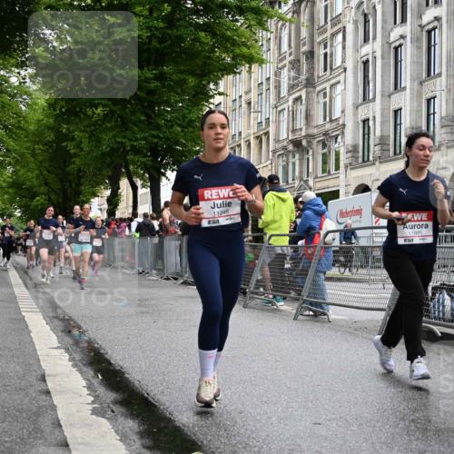 14.06.2026 - REWE Women's Run J. Mangold http://msf.ph/oto/9771109 14.06.2026 09:58:01 Ziel 10031, 10067, 10134, 10552, 10636, 10706, 10875, 11095, 11240, 11248, 11325, 11528 meine-sportfotos.de
