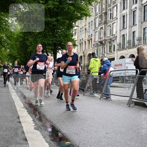 14.06.2026 - REWE Women's Run J. Mangold http://msf.ph/oto/9771114 14.06.2026 09:58:05 Ziel 10031, 10033, 10034, 10067, 10133, 10134, 10344, 10492, 10590, 10636, 10875, 10895, 11046, 11095, 11155, 11248, 11307, 11309, 11325, 11343, 11533 meine-sportfotos.de