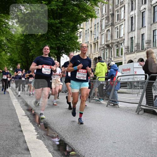 14.06.2026 - REWE Women's Run J. Mangold http://msf.ph/oto/9771115 14.06.2026 09:58:05 Ziel 10031, 10033, 10034, 10067, 10133, 10134, 10344, 10492, 10590, 10636, 10875, 10895, 11046, 11095, 11155, 11248, 11307, 11309, 11325, 11343, 11533 meine-sportfotos.de