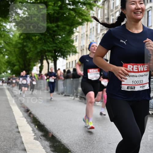 14.06.2026 - REWE Women's Run J. Mangold http://msf.ph/oto/9771178 14.06.2026 09:58:12 Ziel 10033, 10034, 10092, 10133, 10341, 10344, 10492, 10590, 10659, 10811, 10895, 10934, 11046, 11155, 11307, 11309, 11332, 11343, 11386, 11533 meine-sportfotos.de