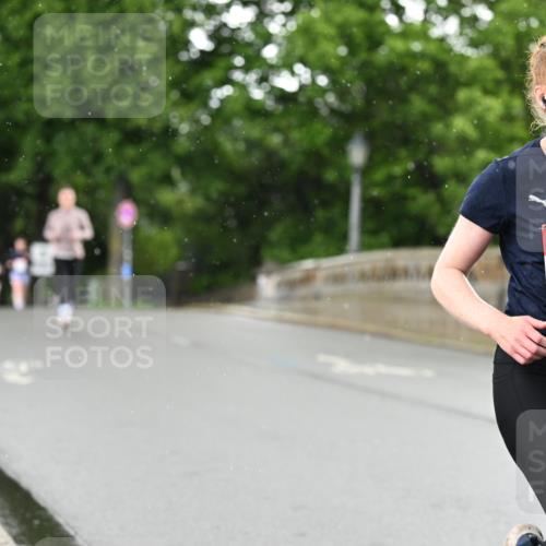 14.06.2026 - REWE Women's Run Dr. Thomas Lammeyer http://msf.ph/oto/9771190 14.06.2026 09:48:57 Laufen 10823 meine-sportfotos.de