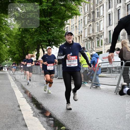 14.06.2026 - REWE Women's Run J. Mangold http://msf.ph/oto/9771219 14.06.2026 09:58:20 Ziel 10054, 10056, 10341, 10427, 10661, 10680, 10811, 10937, 11332, 11411, 11477 meine-sportfotos.de