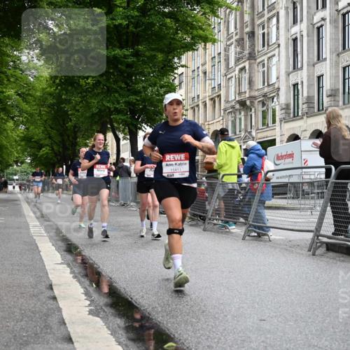 14.06.2026 - REWE Women's Run J. Mangold http://msf.ph/oto/9771228 14.06.2026 09:58:21 Ziel 10054, 10056, 10427, 10661, 10680, 10937, 11411, 11477 meine-sportfotos.de