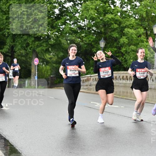 14.06.2026 - REWE Women's Run Dr. Thomas Lammeyer http://msf.ph/oto/9771247 14.06.2026 09:49:09 Laufen 10006, 10008, 44444, 10009, 10007 meine-sportfotos.de