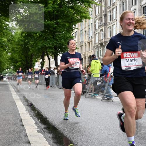 14.06.2026 - REWE Women's Run J. Mangold http://msf.ph/oto/9771251 14.06.2026 09:58:23 Ziel 10054, 10056, 10065, 10070, 10410, 10427, 10661, 10680, 10937, 11411, 11477 meine-sportfotos.de