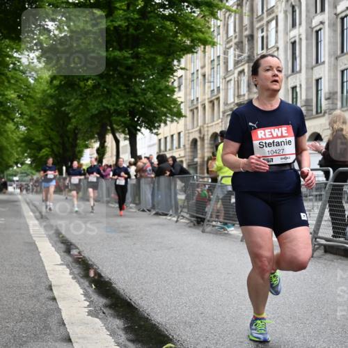 14.06.2026 - REWE Women's Run J. Mangold http://msf.ph/oto/9771256 14.06.2026 09:58:24 Ziel 10054, 10056, 10065, 10070, 10410, 10427, 10680, 10784, 11411 meine-sportfotos.de