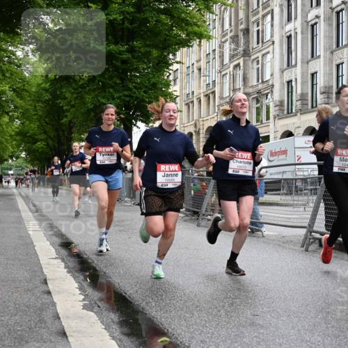 14.06.2026 - REWE Women's Run J. Mangold http://msf.ph/oto/9771269 14.06.2026 09:58:29 Ziel 10065, 10070, 10292, 10410, 10784, 11427 meine-sportfotos.de