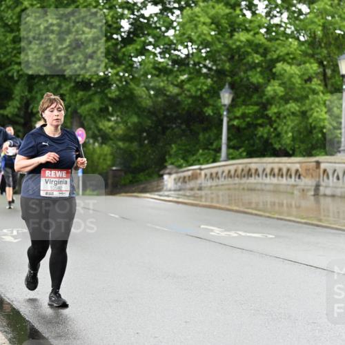 14.06.2026 - REWE Women's Run Dr. Thomas Lammeyer http://msf.ph/oto/9771275 14.06.2026 09:49:11 Laufen 10582 meine-sportfotos.de