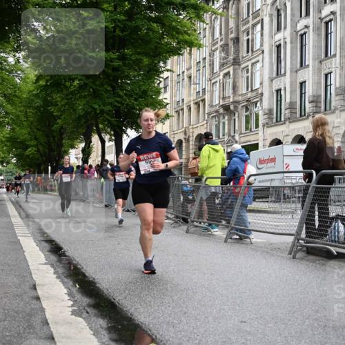 14.06.2026 - REWE Women's Run J. Mangold http://msf.ph/oto/9771279 14.06.2026 09:58:31 Ziel 10065, 10070, 10292, 10410, 10784, 10960, 11427 meine-sportfotos.de
