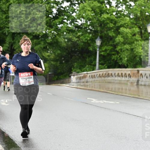 14.06.2026 - REWE Women's Run Dr. Thomas Lammeyer http://msf.ph/oto/9771280 14.06.2026 09:49:11 Laufen 10582 meine-sportfotos.de