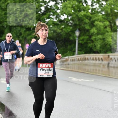 14.06.2026 - REWE Women's Run Dr. Thomas Lammeyer http://msf.ph/oto/9771295 14.06.2026 09:49:12 Laufen 10582 meine-sportfotos.de