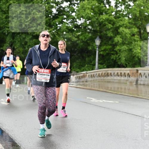 14.06.2026 - REWE Women's Run Dr. Thomas Lammeyer http://msf.ph/oto/9771313 14.06.2026 09:49:14 Laufen 11021, 7 meine-sportfotos.de