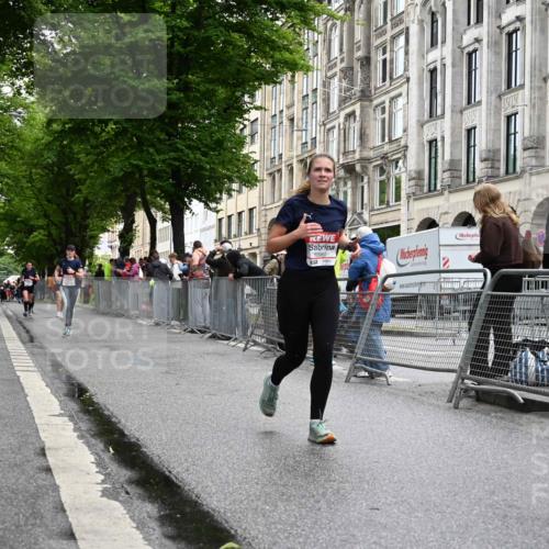 14.06.2026 - REWE Women's Run J. Mangold http://msf.ph/oto/9771317 14.06.2026 09:58:36 Ziel 10292, 10879, 10960, 11427 meine-sportfotos.de