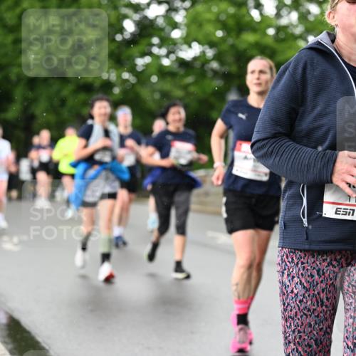 14.06.2026 - REWE Women's Run Dr. Thomas Lammeyer http://msf.ph/oto/9771341 14.06.2026 09:49:16 Laufen 11021, 7 meine-sportfotos.de