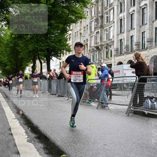 14.06.2026 - REWE Women's Run J. Mangold http://msf.ph/oto/9771342 14.06.2026 09:58:40 Ziel 10172, 10879, 10960, 11341 meine-sportfotos.de