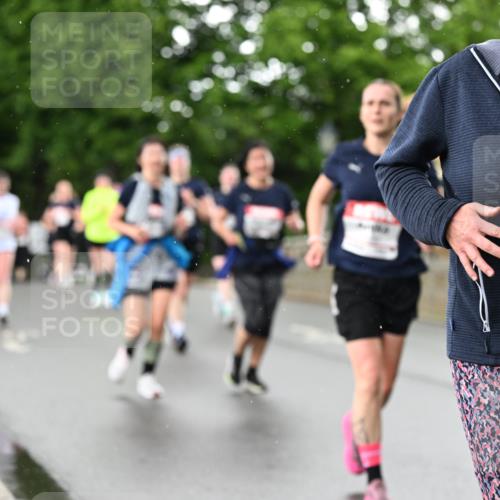14.06.2026 - REWE Women's Run Dr. Thomas Lammeyer http://msf.ph/oto/9771343 14.06.2026 09:49:16 Laufen 11021 meine-sportfotos.de