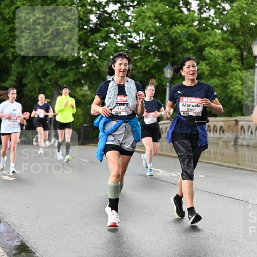 14.06.2026 - REWE Women's Run Dr. Thomas Lammeyer http://msf.ph/oto/9771352 14.06.2026 09:49:17 Laufen 11233, 10857, 10207 meine-sportfotos.de