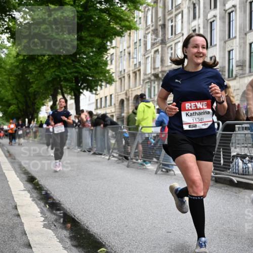 14.06.2026 - REWE Women's Run J. Mangold http://msf.ph/oto/9771372 14.06.2026 09:58:45 Ziel 10172, 10979, 11341, 11382 meine-sportfotos.de