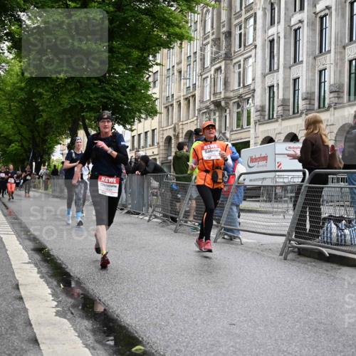 14.06.2026 - REWE Women's Run J. Mangold http://msf.ph/oto/9771401 14.06.2026 09:58:54 Ziel 10153, 10940, 10978, 10979, 11198, 11199 meine-sportfotos.de