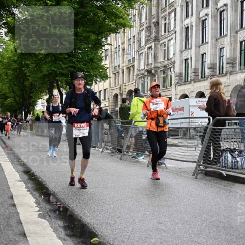 14.06.2026 - REWE Women's Run J. Mangold http://msf.ph/oto/9771403 14.06.2026 09:58:54 Ziel 10153, 10940, 10978, 10979, 11198, 11199 meine-sportfotos.de