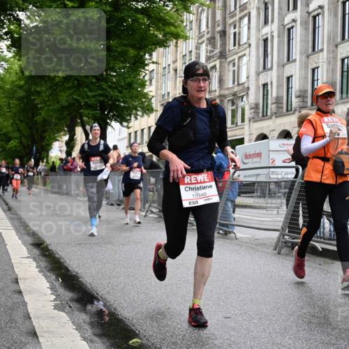14.06.2026 - REWE Women's Run J. Mangold http://msf.ph/oto/9771415 14.06.2026 09:58:55 Ziel 10153, 10940, 10978, 11198, 11199 meine-sportfotos.de
