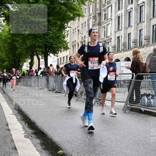 14.06.2026 - REWE Women's Run J. Mangold http://msf.ph/oto/9771431 14.06.2026 09:58:57 Ziel 10153, 10940, 10978, 11198, 11199 meine-sportfotos.de