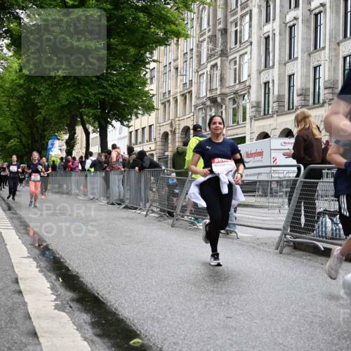 14.06.2026 - REWE Women's Run J. Mangold http://msf.ph/oto/9771437 14.06.2026 09:58:58 Ziel 10153, 10339, 10940, 10978, 11067, 11198, 11199 meine-sportfotos.de