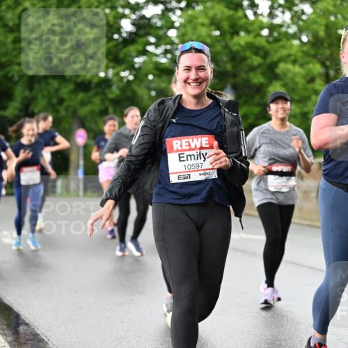 14.06.2026 - REWE Women's Run Dr. Thomas Lammeyer http://msf.ph/oto/9771482 14.06.2026 09:49:26 Laufen 10597, 10747, 7 meine-sportfotos.de
