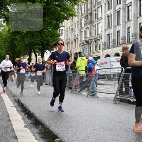 14.06.2026 - REWE Women's Run J. Mangold http://msf.ph/oto/9771488 14.06.2026 09:59:07 Ziel 10160, 10339, 10349, 10450, 10558, 10801, 10854, 10982, 11067, 11163, 11501 meine-sportfotos.de
