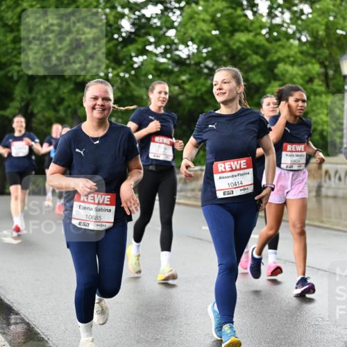 14.06.2026 - REWE Women's Run Dr. Thomas Lammeyer http://msf.ph/oto/9771514 14.06.2026 09:49:28 Laufen 10685, 7, 10414, 7, 10624, 10791 meine-sportfotos.de