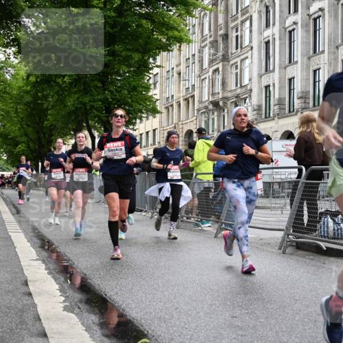 14.06.2026 - REWE Women's Run J. Mangold http://msf.ph/oto/9771548 14.06.2026 09:59:13 Ziel 10088, 10264, 10279, 10349, 10450, 10558, 10721, 10801, 10854, 10858, 10982, 11005, 11275 meine-sportfotos.de