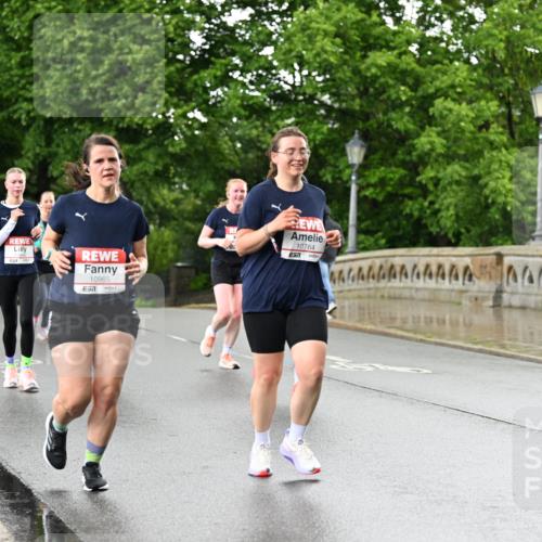 14.06.2026 - REWE Women's Run Dr. Thomas Lammeyer http://msf.ph/oto/9771549 14.06.2026 09:49:32 Laufen 10965, 57, 10764, 464 meine-sportfotos.de