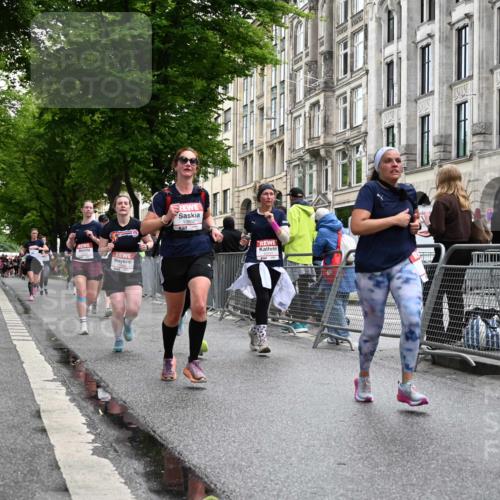 14.06.2026 - REWE Women's Run J. Mangold http://msf.ph/oto/9771551 14.06.2026 09:59:13 Ziel 10088, 10264, 10279, 10349, 10450, 10558, 10721, 10801, 10854, 10858, 10982, 11005, 11275 meine-sportfotos.de