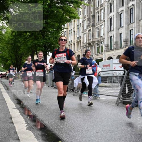14.06.2026 - REWE Women's Run J. Mangold http://msf.ph/oto/9771557 14.06.2026 09:59:14 Ziel 10088, 10264, 10279, 10405, 10450, 10721, 10854, 10858, 11005, 11275 meine-sportfotos.de