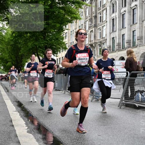 14.06.2026 - REWE Women's Run J. Mangold http://msf.ph/oto/9771562 14.06.2026 09:59:14 Ziel 10088, 10264, 10279, 10405, 10450, 10721, 10854, 10858, 11005, 11275 meine-sportfotos.de