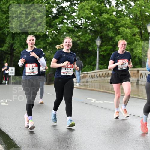 14.06.2026 - REWE Women's Run Dr. Thomas Lammeyer http://msf.ph/oto/9771573 14.06.2026 09:49:34 Laufen 10846, 10114, 11480, 57, 57 meine-sportfotos.de